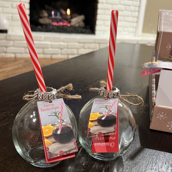Festive Bauble Glass Drink ware SET OF 2 - Picture 2 of 10